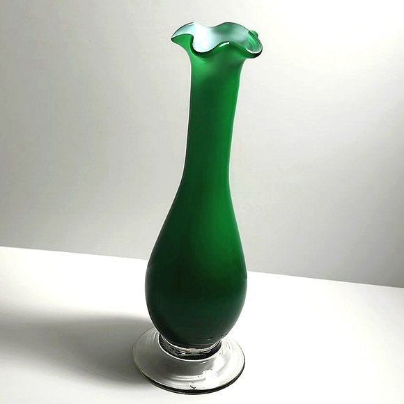 Vintage Glass Vase - Picture 4 of 4